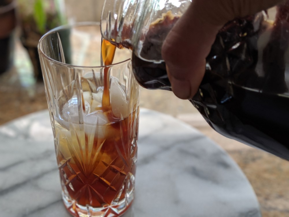 00100lPORTRAIT_00100_BURST20190613140915776_COVER