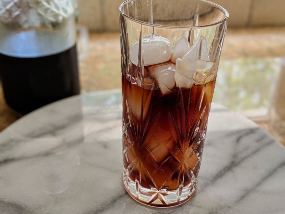 00100lPORTRAIT_00100_BURST20190614161436475_COVER~2