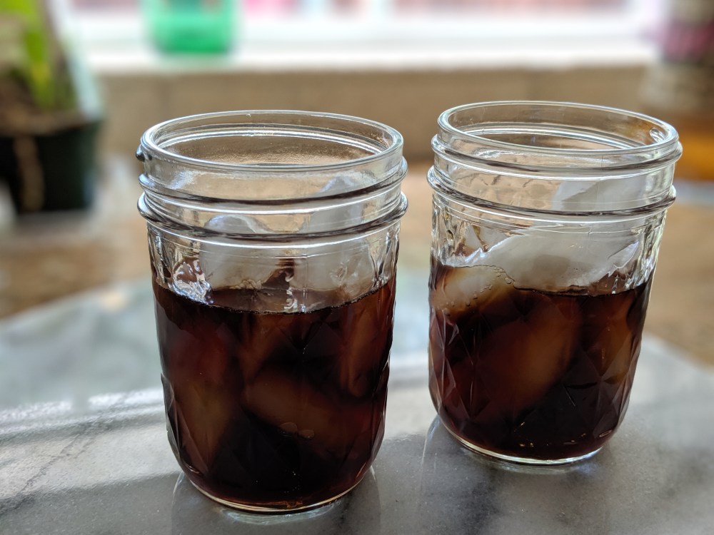 00100lPORTRAIT_00100_BURST20190615133033819_COVER