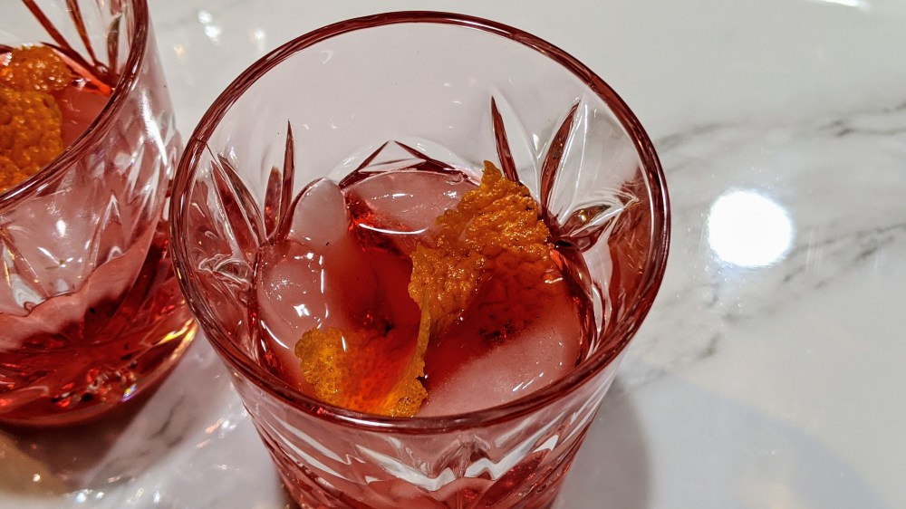 00000IMG_00000_BURST20200417185331381_COVER