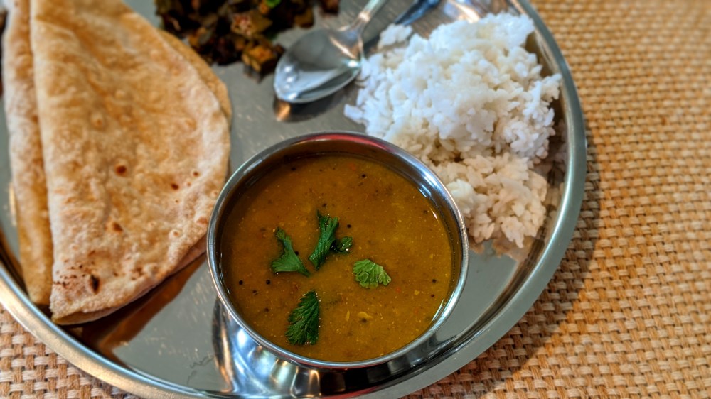 00100lrPORTRAIT_00100_BURST20200325132445442_COVER~2