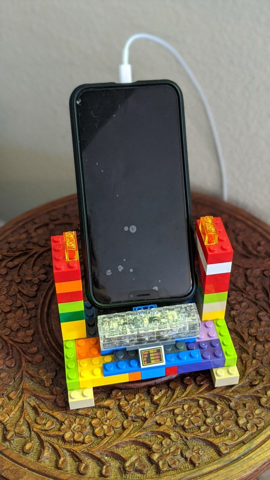 00100lrPORTRAIT_00100_BURST20200413155718897_COVER