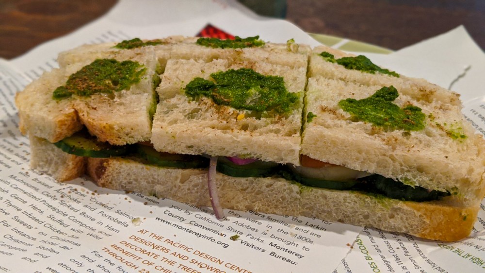 00100lrPORTRAIT_00100_BURST20200415192659927_COVER