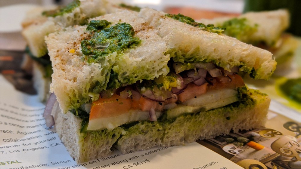 00100lrPORTRAIT_00100_BURST20200415193330279_COVER